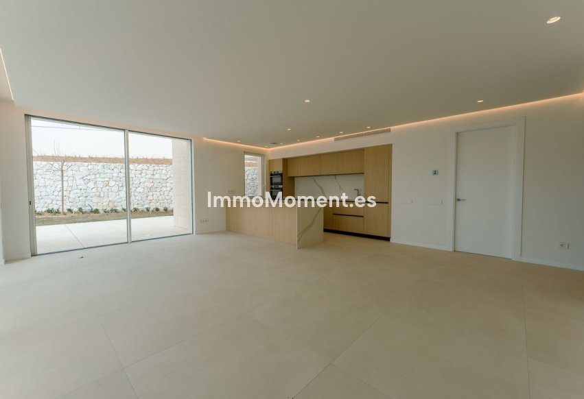 Resale - Apartment - Ojén