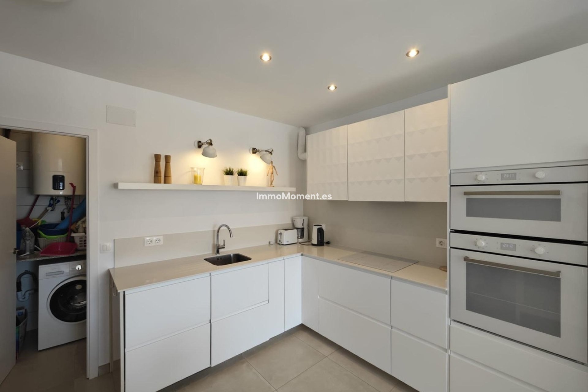 Resale - Apartment - Orihuela Costa - Cabo roig - La Zenia