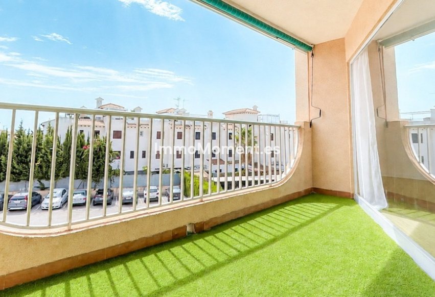 Resale - Apartment - Orihuela Costa - Cabo roig - La Zenia