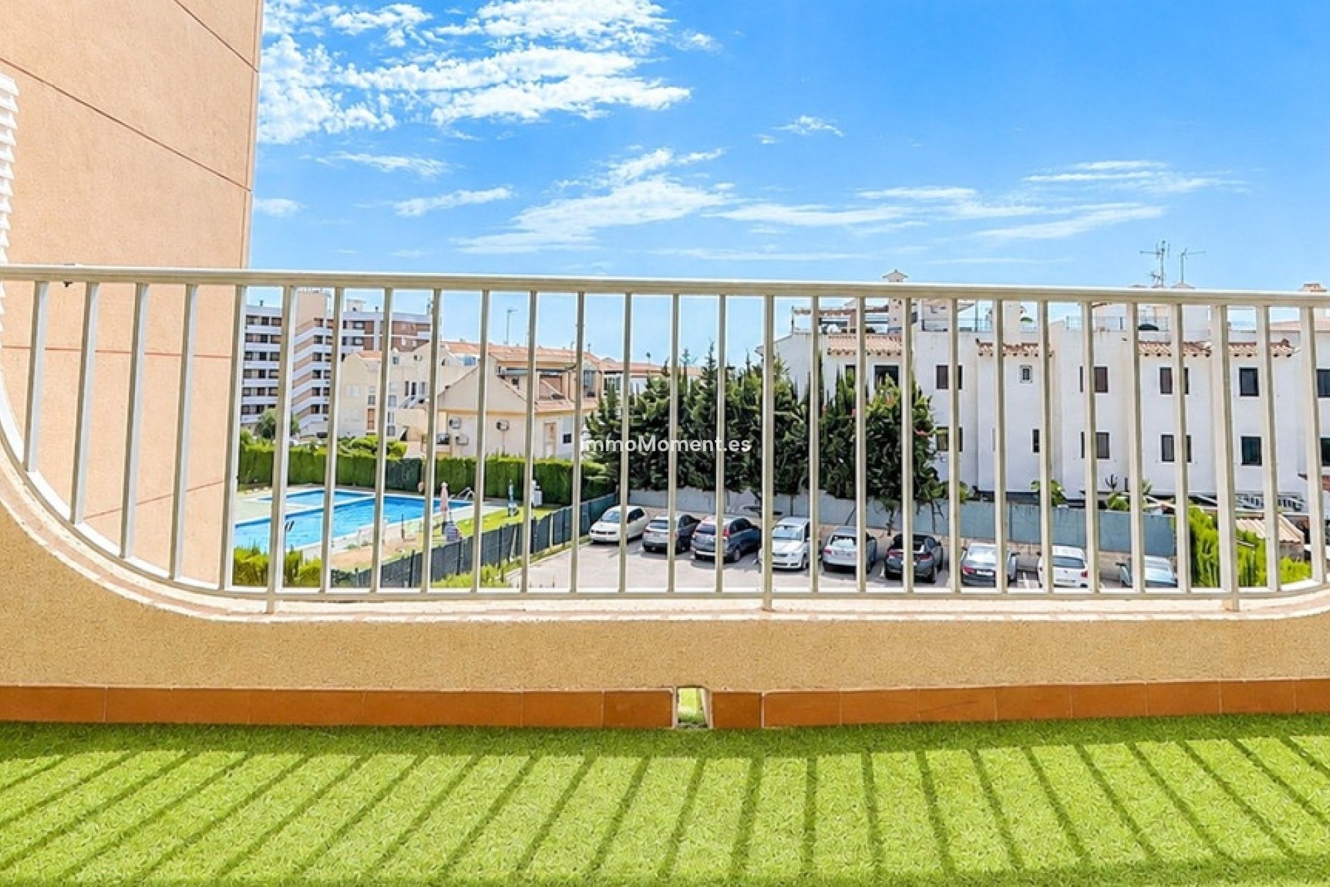Resale - Apartment - Orihuela Costa - Cabo roig - La Zenia