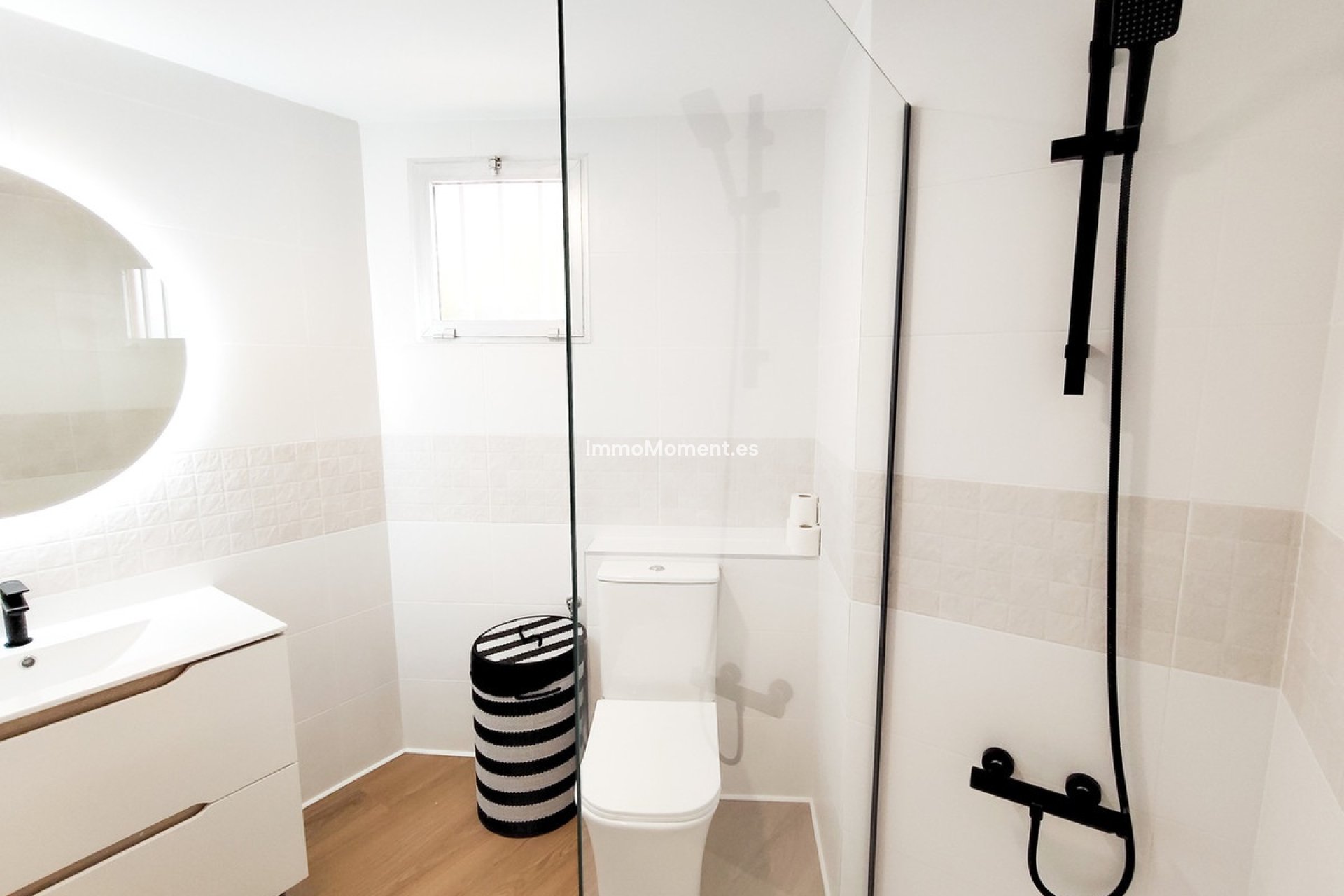 Resale - Apartment - Orihuela Costa - Cabo roig - La Zenia