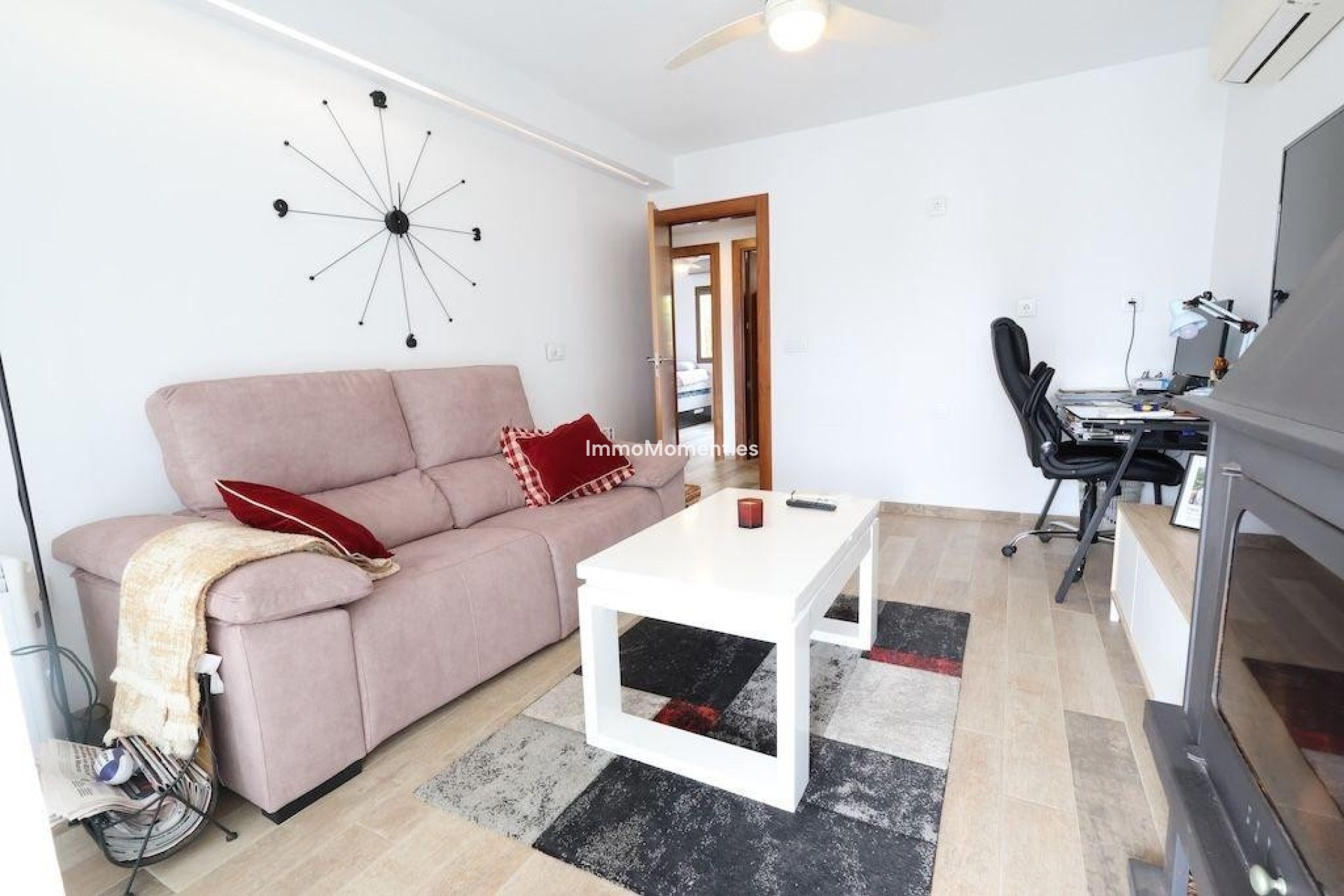 Resale - Apartment - Orihuela Costa - Cabo roig - La Zenia