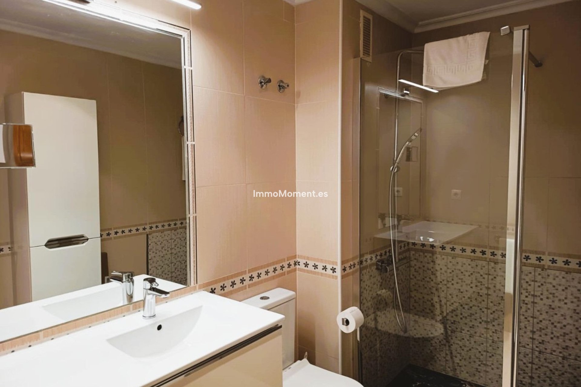 Resale - Apartment - Orihuela Costa - Cabo roig - La Zenia