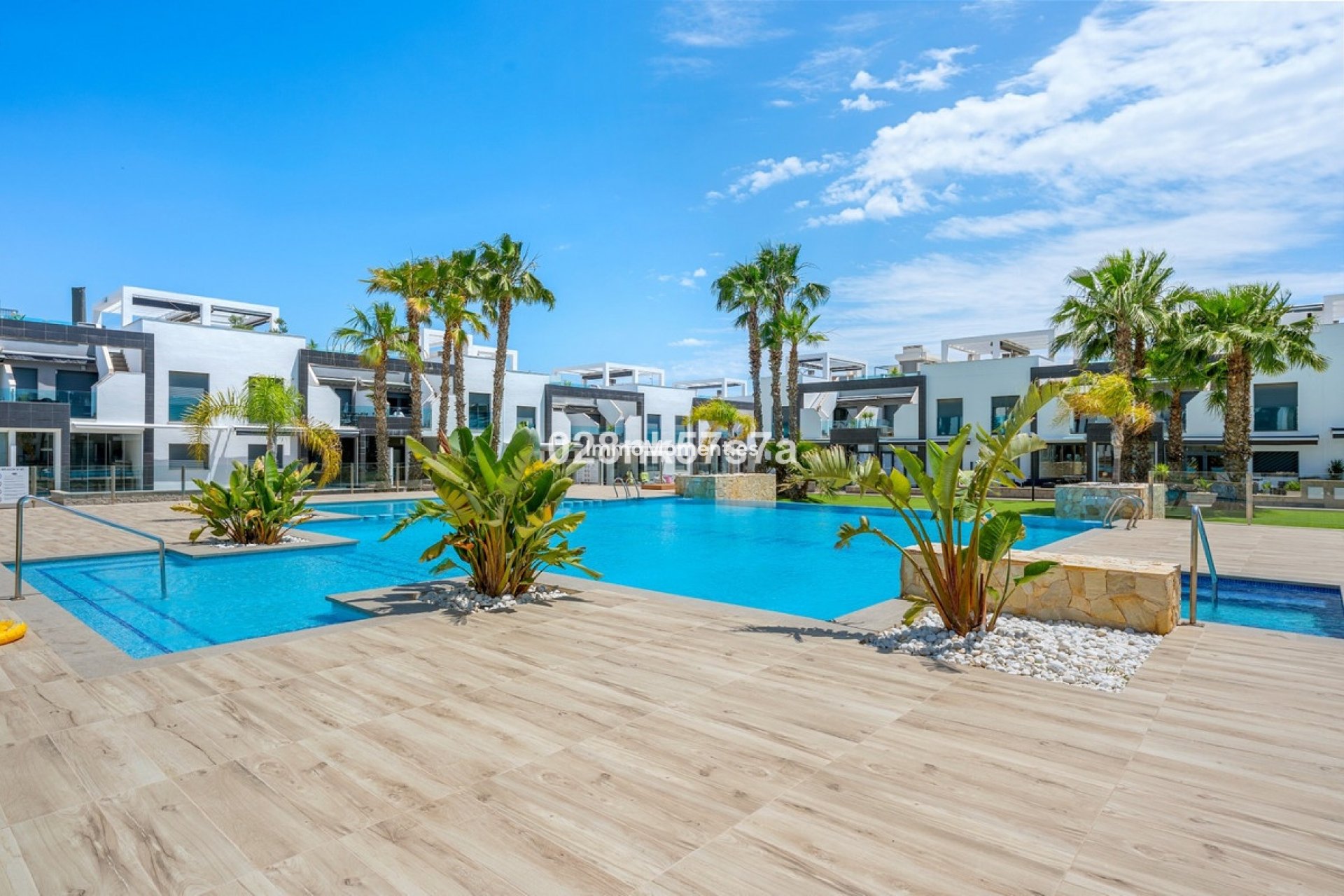 Resale - Apartment - Orihuela Costa - Cabo roig - La Zenia