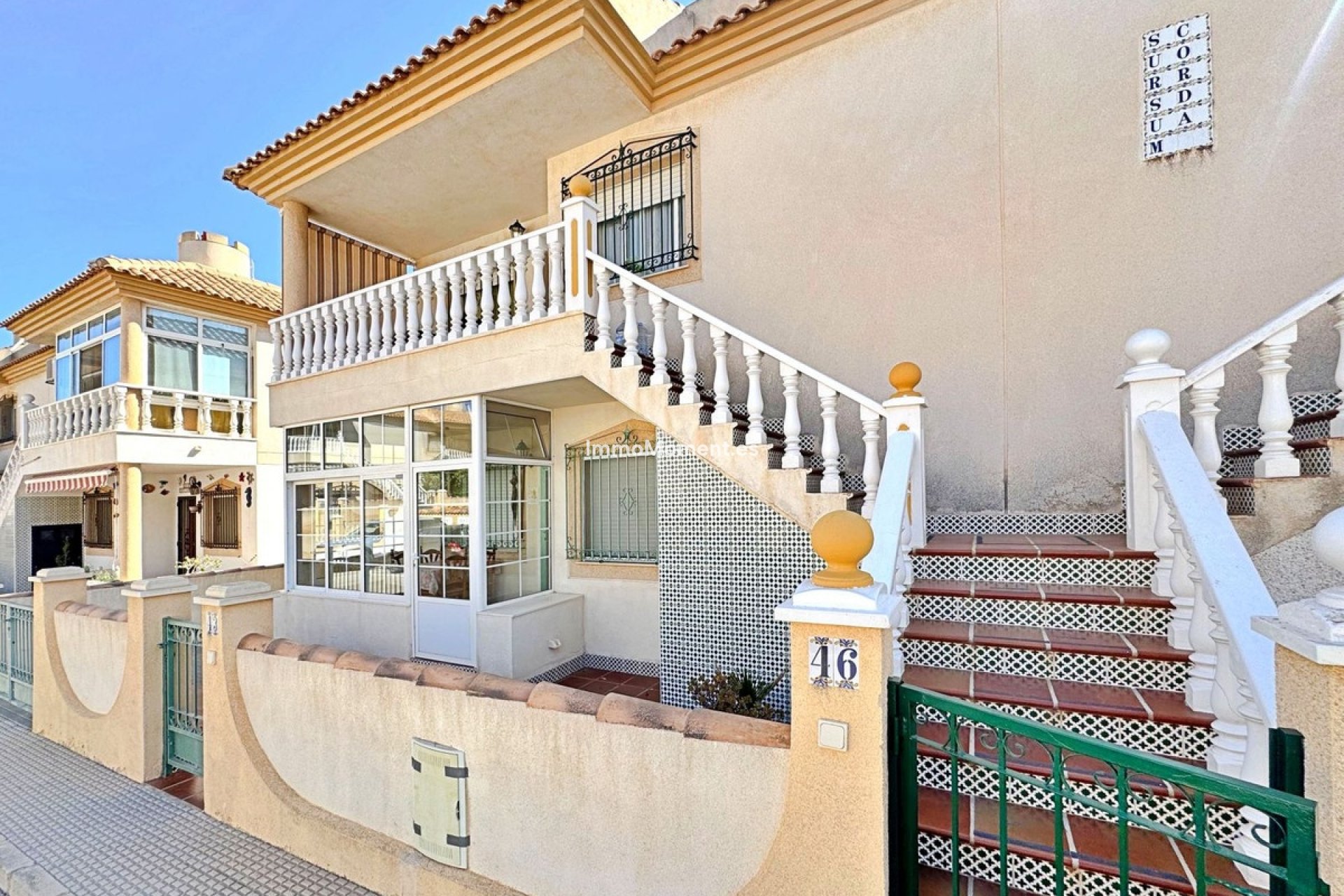 Resale - Apartment - Orihuela Costa - Cabo roig - La Zenia