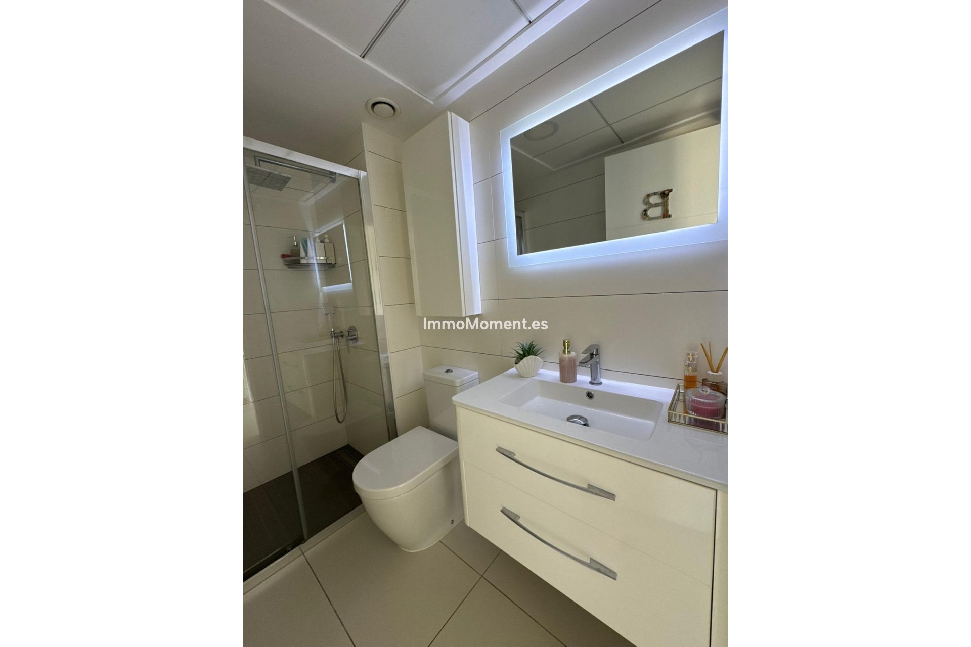 Resale - Apartment - Orihuela Costa - Cabo roig - La Zenia