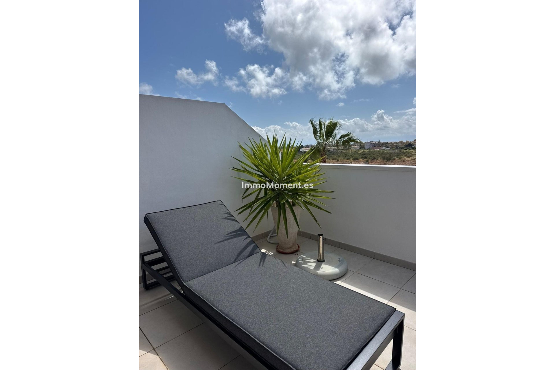 Resale - Apartment - Orihuela Costa - Cabo roig - La Zenia
