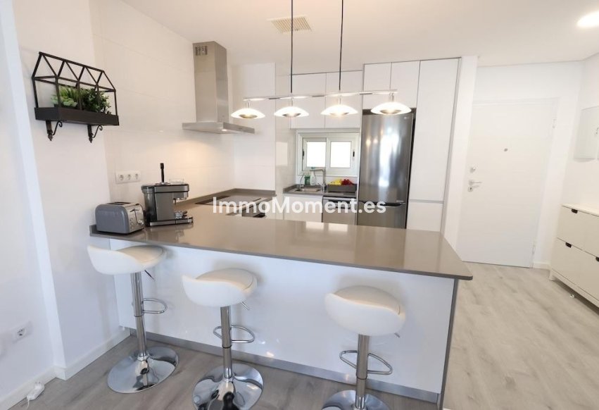 Resale - Apartment - Orihuela Costa - Los Dolses