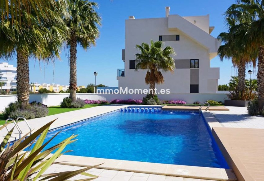 Resale - Apartment - Orihuela Costa - Los Dolses
