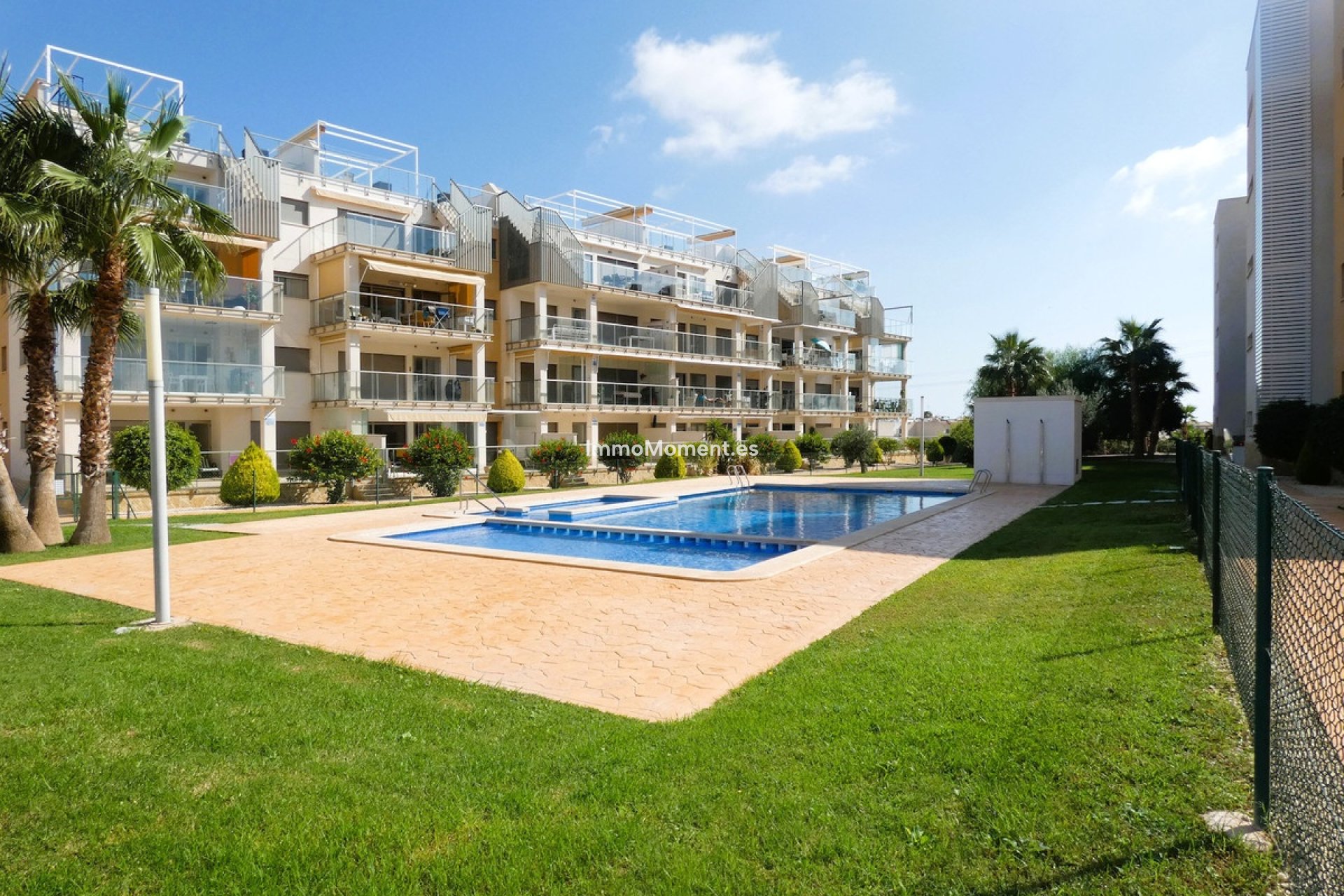 Resale - Apartment - Orihuela Costa - Los Dolses