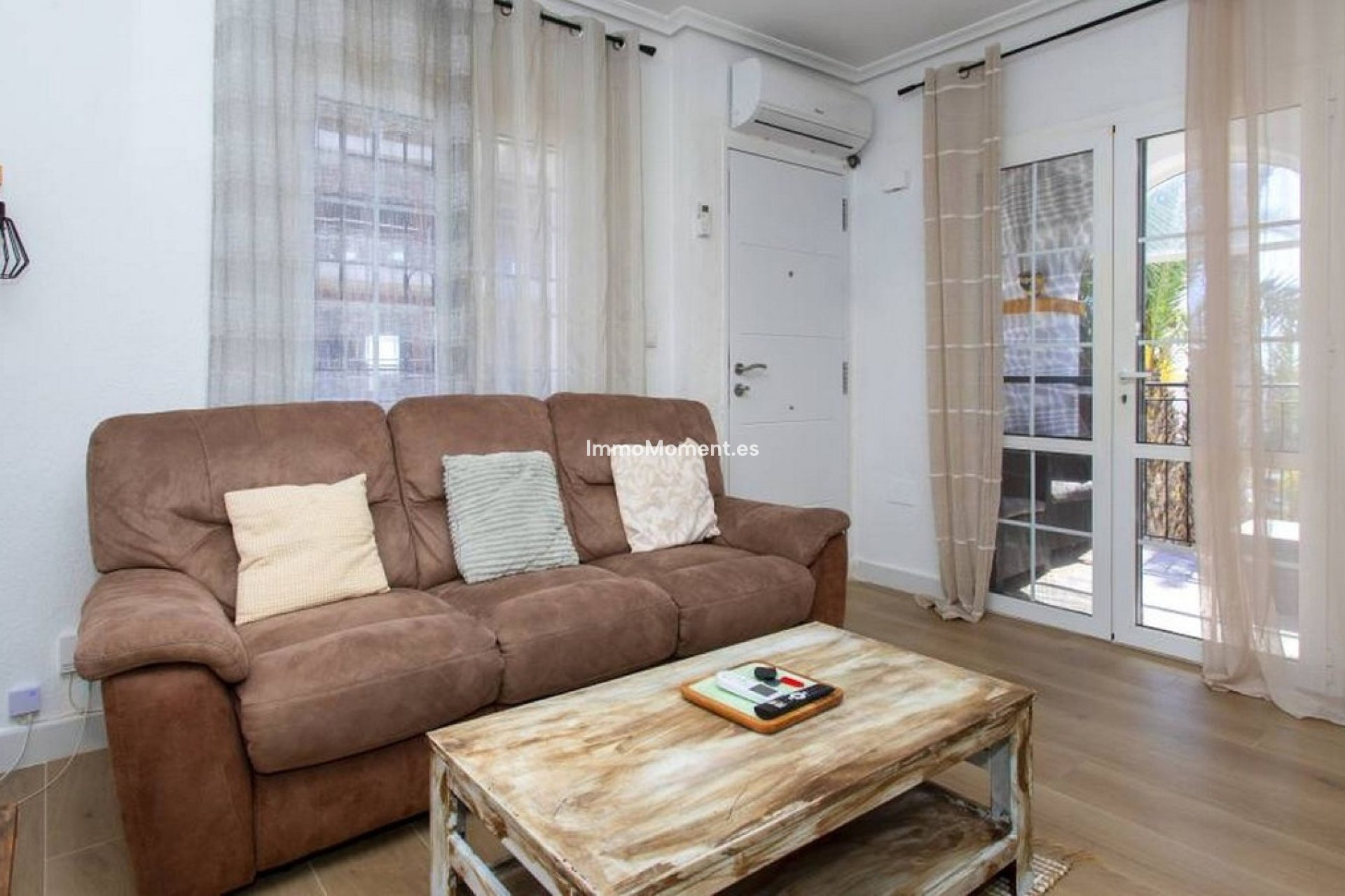 Resale - Apartment - Orihuela Costa - Playa Flamenca