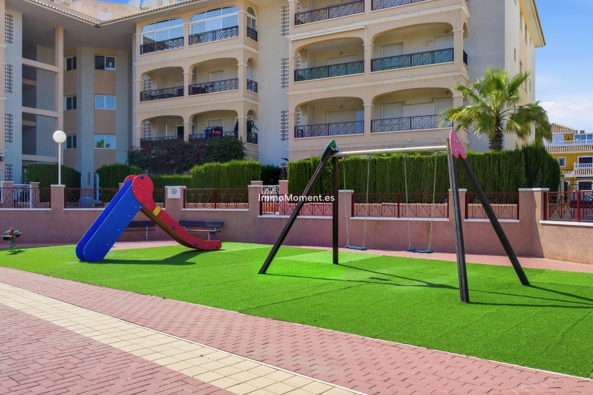 Resale - Apartment - Orihuela Costa - Playa Flamenca