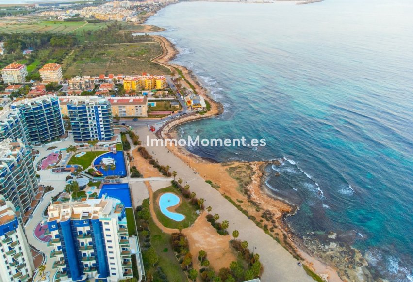 Resale - Apartment - Orihuela Costa - Punta Prima