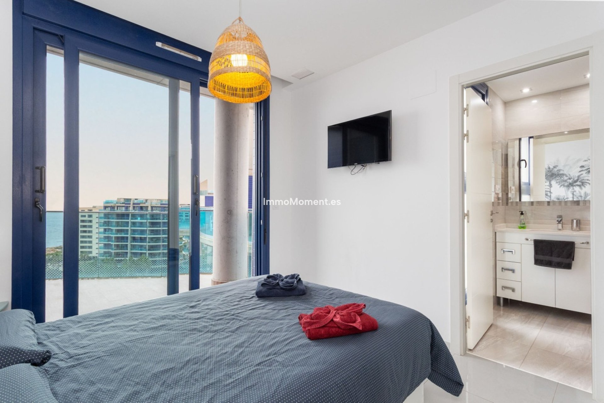 Resale - Apartment - Orihuela Costa - Punta Prima