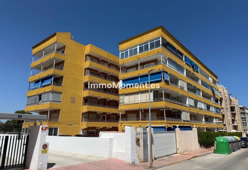Resale - Apartment - Orihuela Costa - Punta Prima