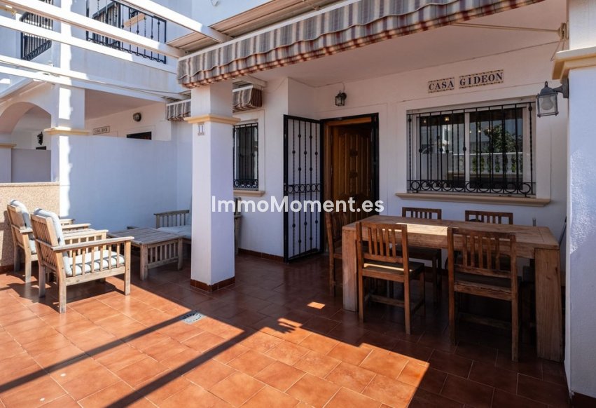 Resale - Apartment - Orihuela Costa - Punta Prima
