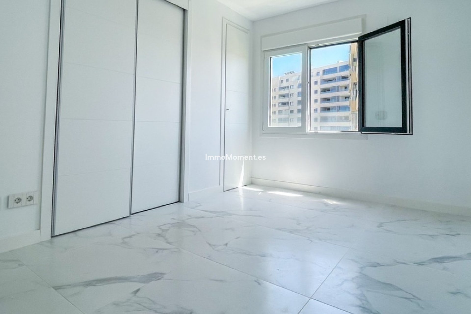 Resale - Apartment - Orihuela Costa - Punta Prima