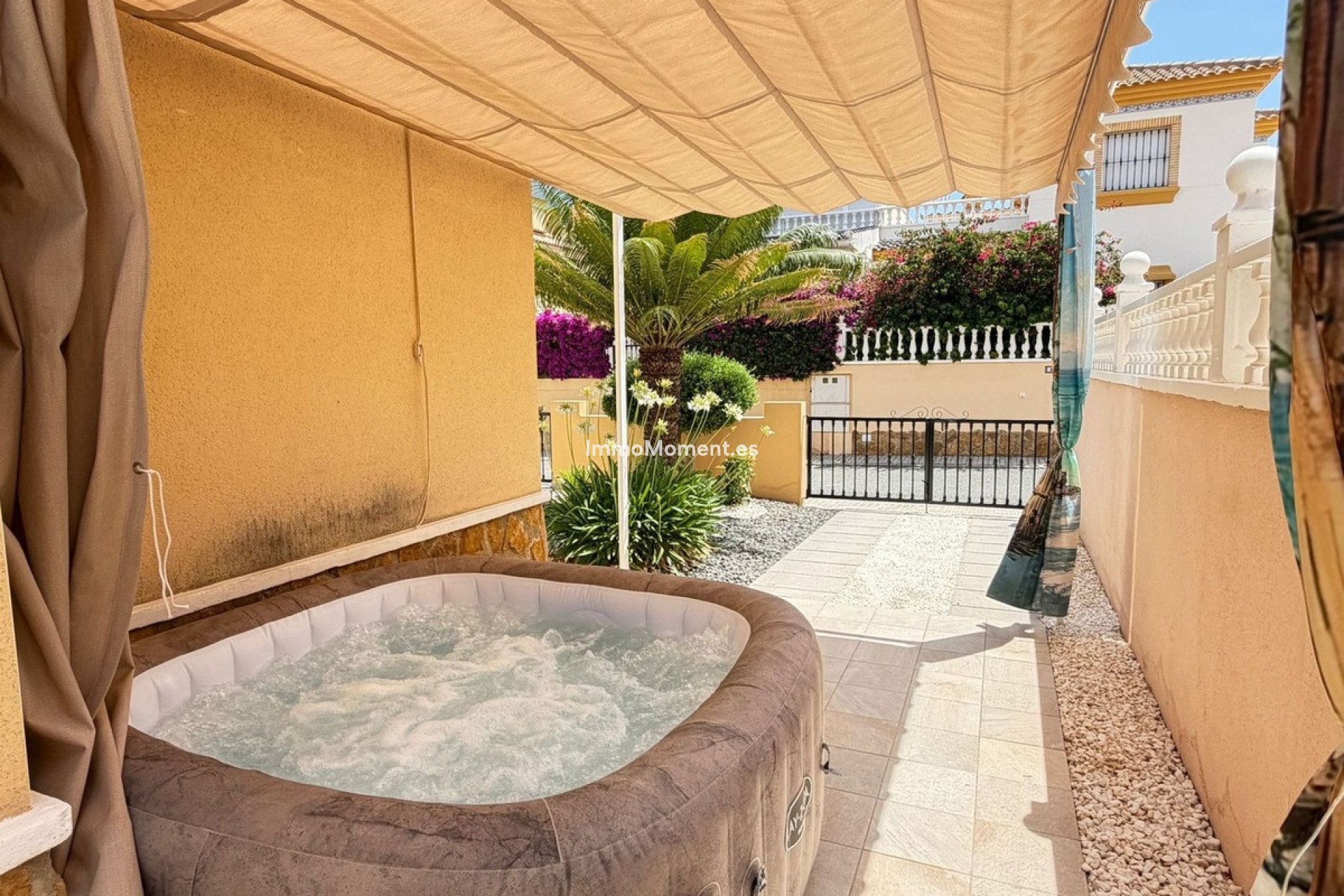 Resale - Apartment - Orihuela Costa - Villamartín