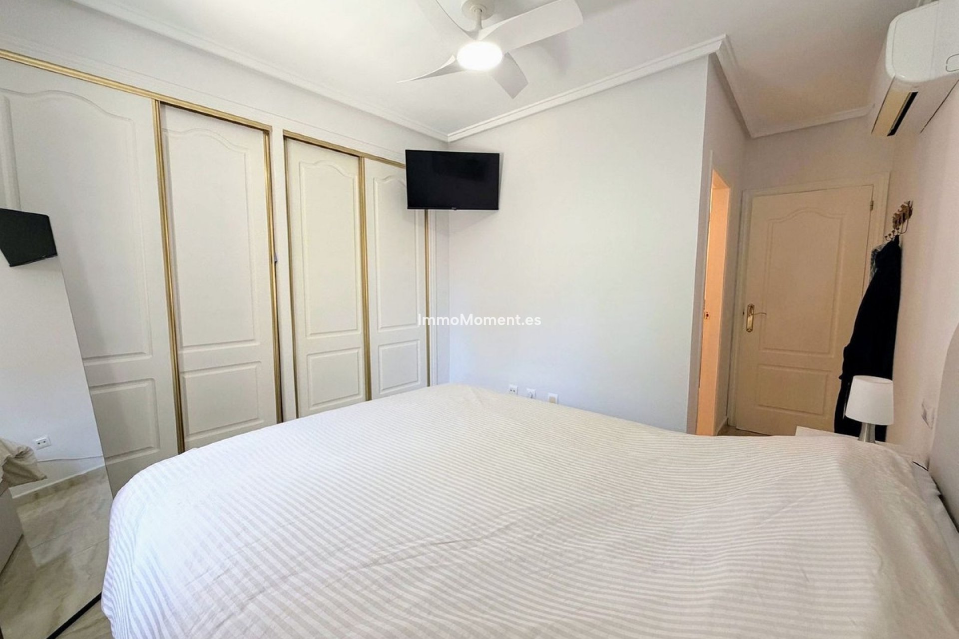 Resale - Apartment - Orihuela Costa - Villamartín