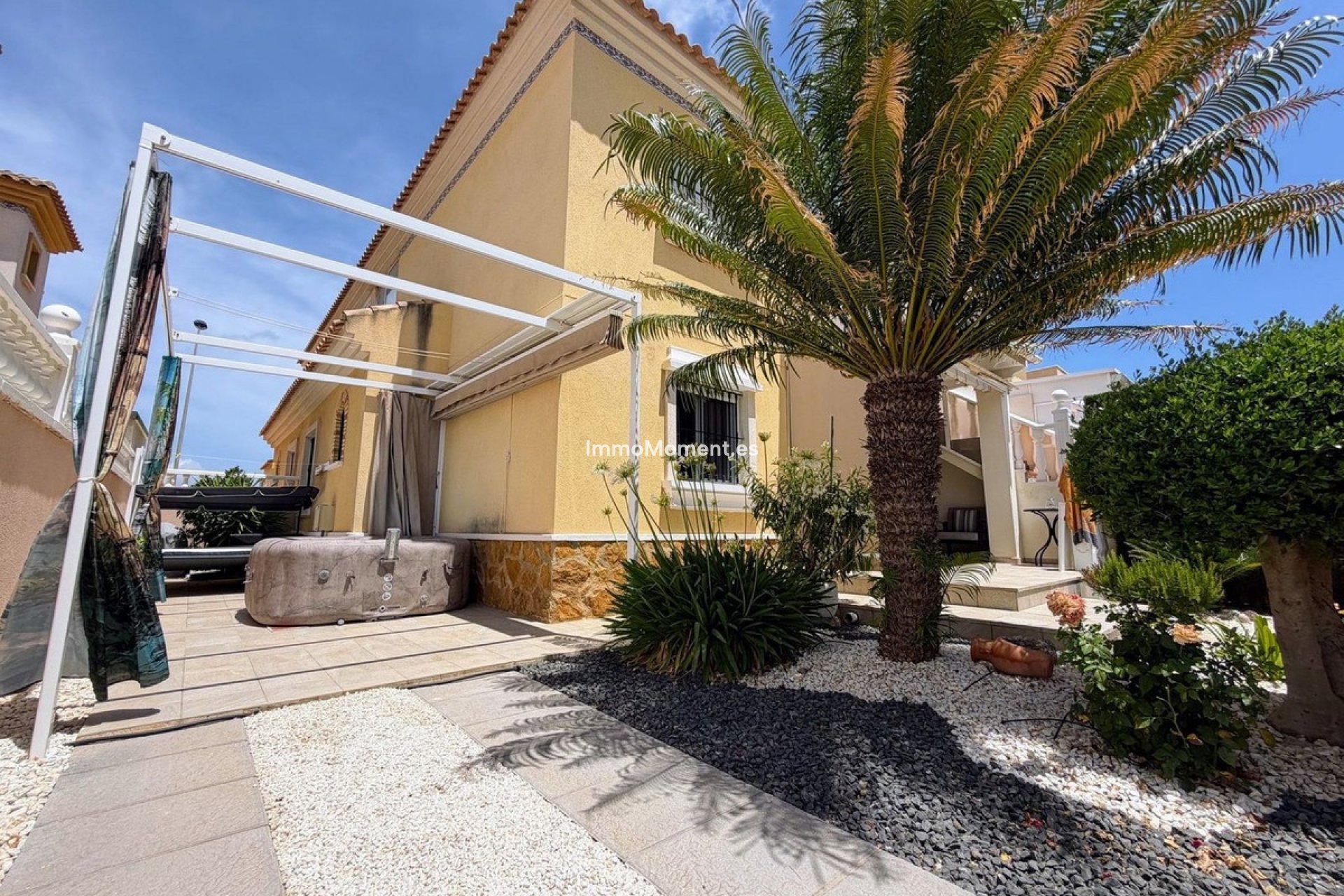 Resale - Apartment - Orihuela Costa - Villamartín