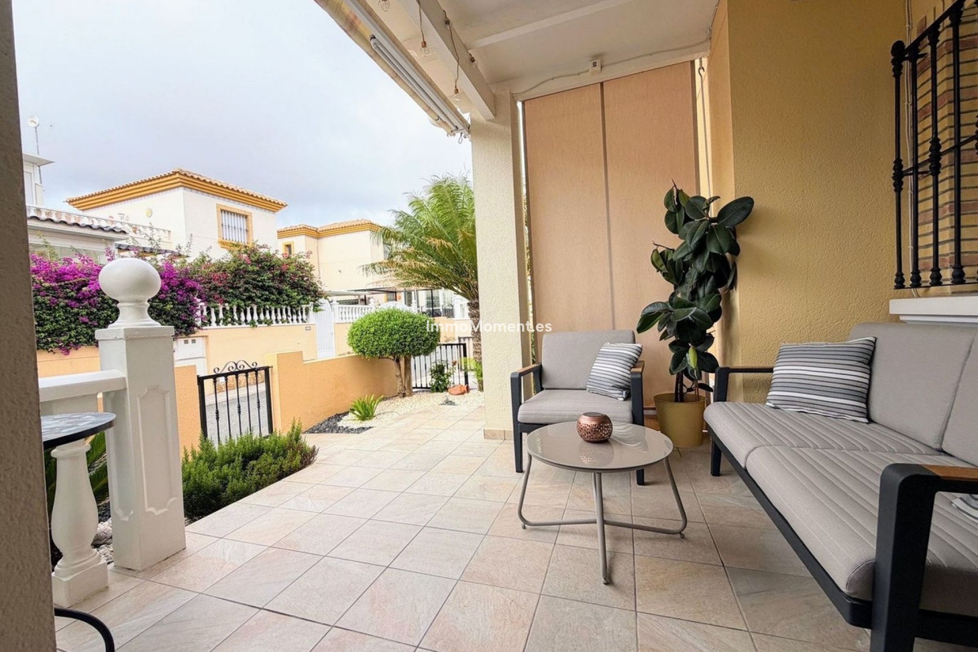 Resale - Apartment - Orihuela Costa - Villamartín
