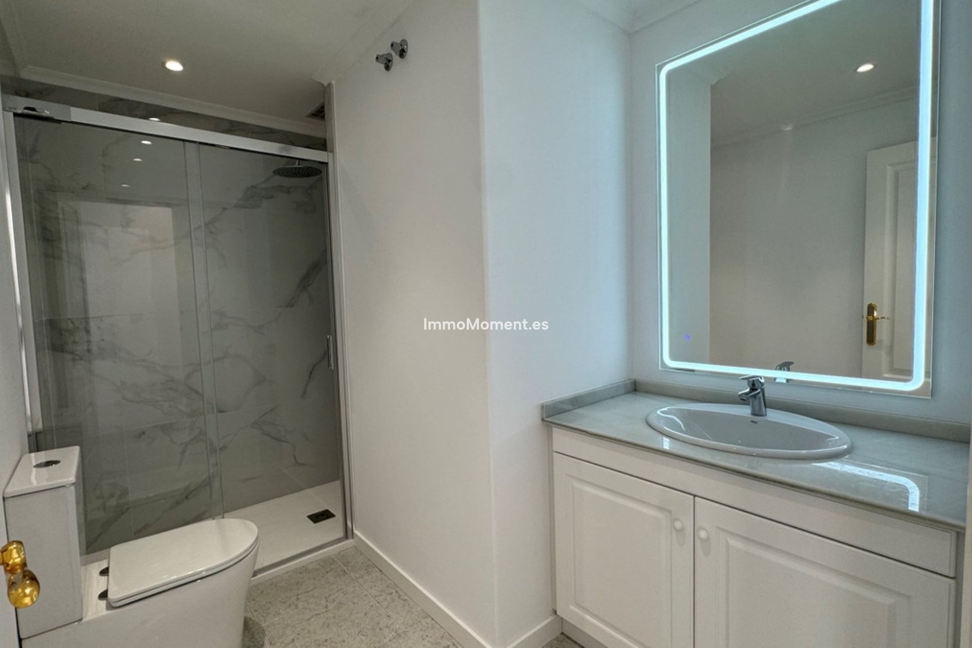 Resale - Apartment - Orihuela Costa - Villamartín