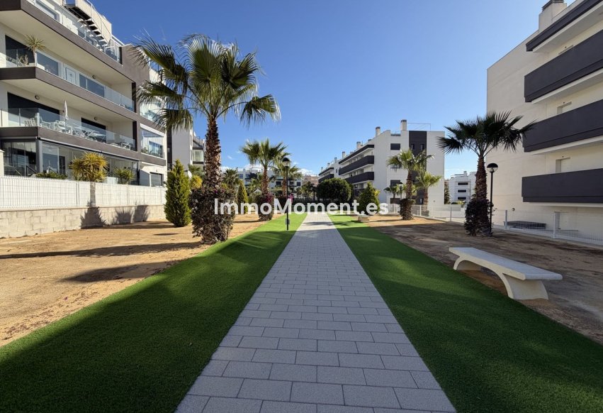 Resale - Apartment - Orihuela Costa - Villamartín
