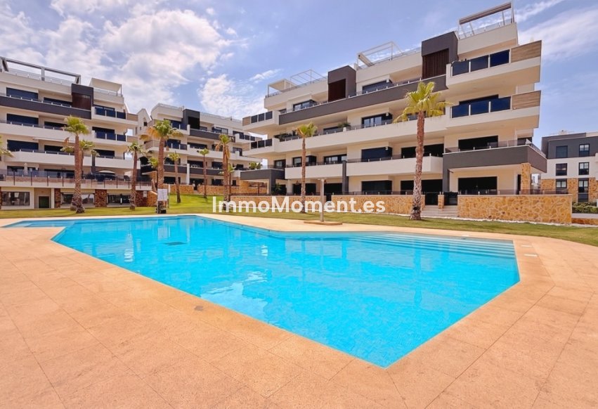 Resale - Apartment - Orihuela Costa