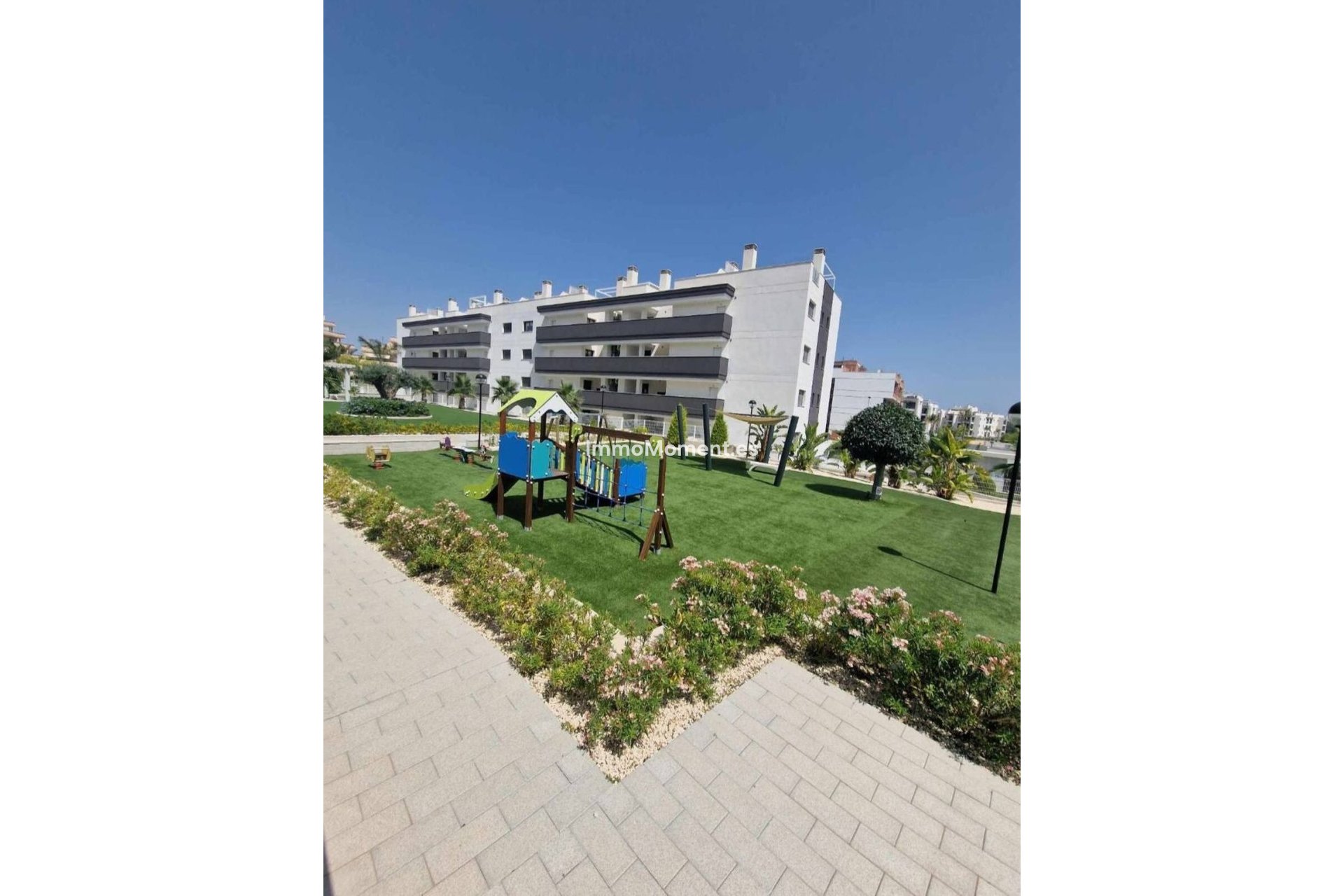 Resale - Apartment - Orihuela - Villamartin