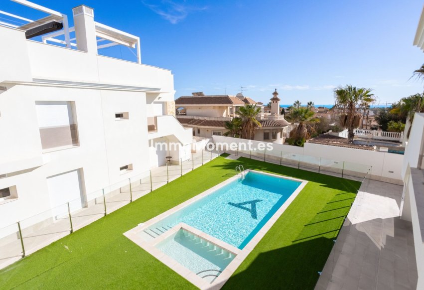 Resale - Apartment - Orihuela - Villamartin