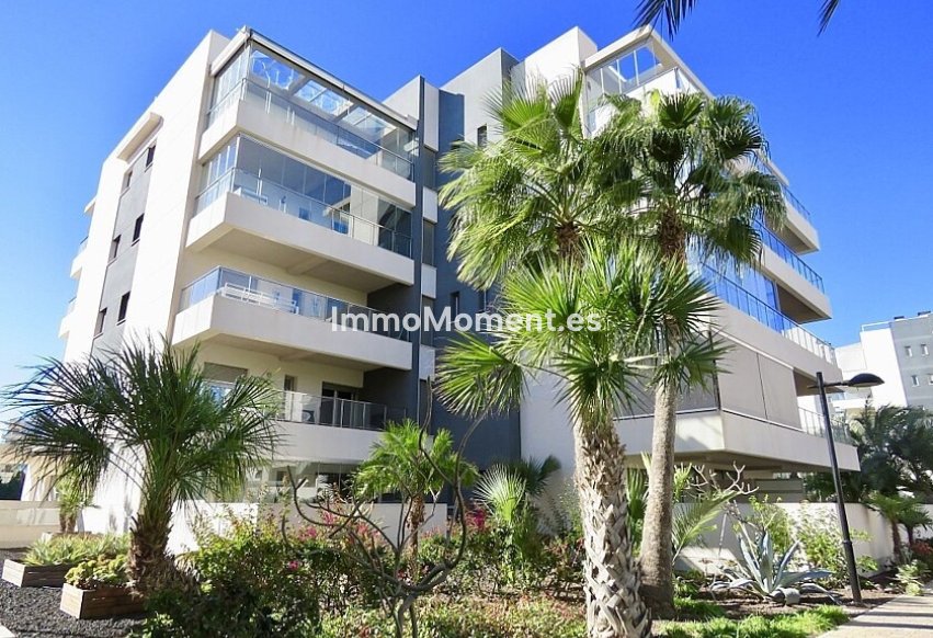 Resale - Apartment - Orihuela - Villamartin
