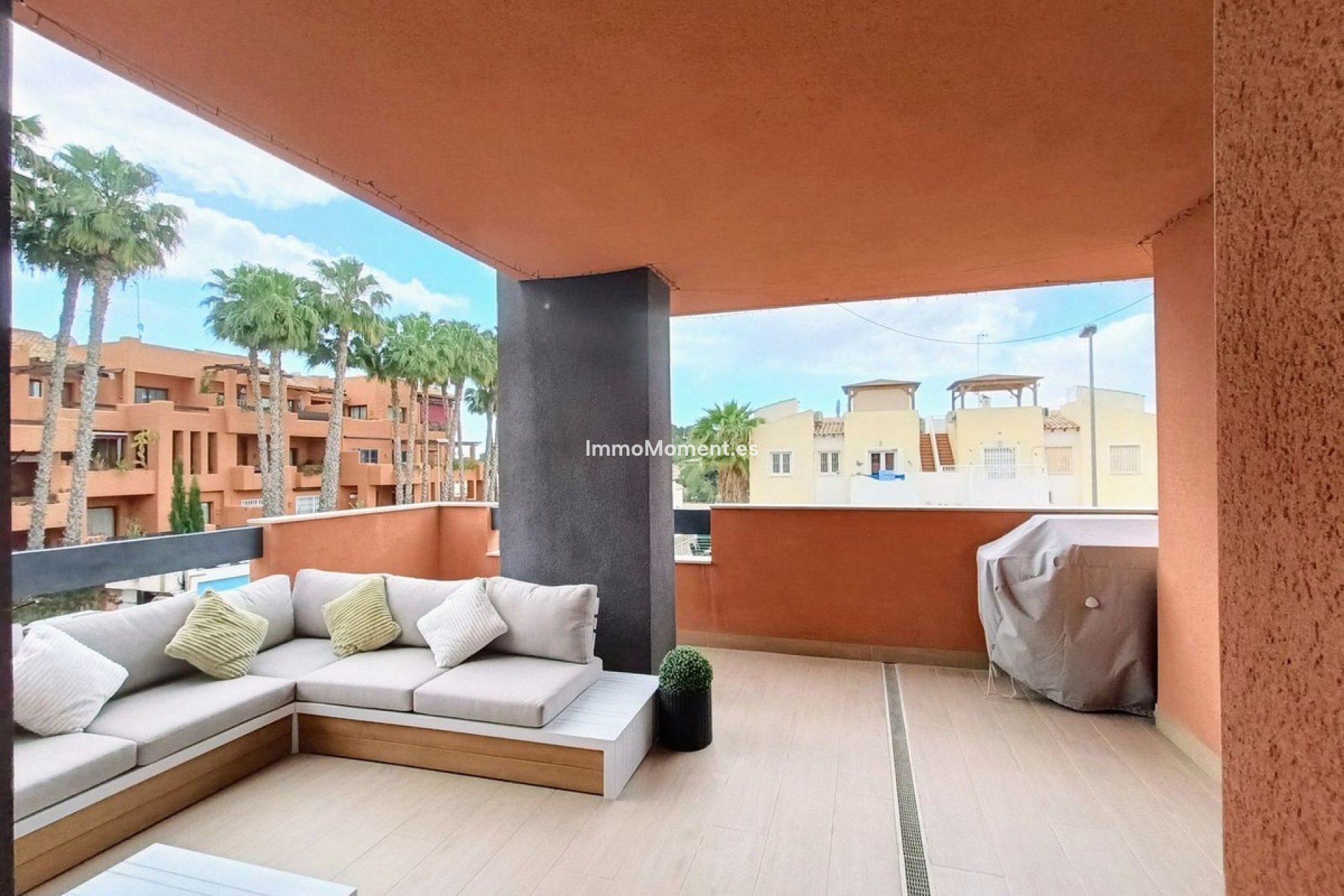 Resale - Apartment - Orihuela - Villamartin