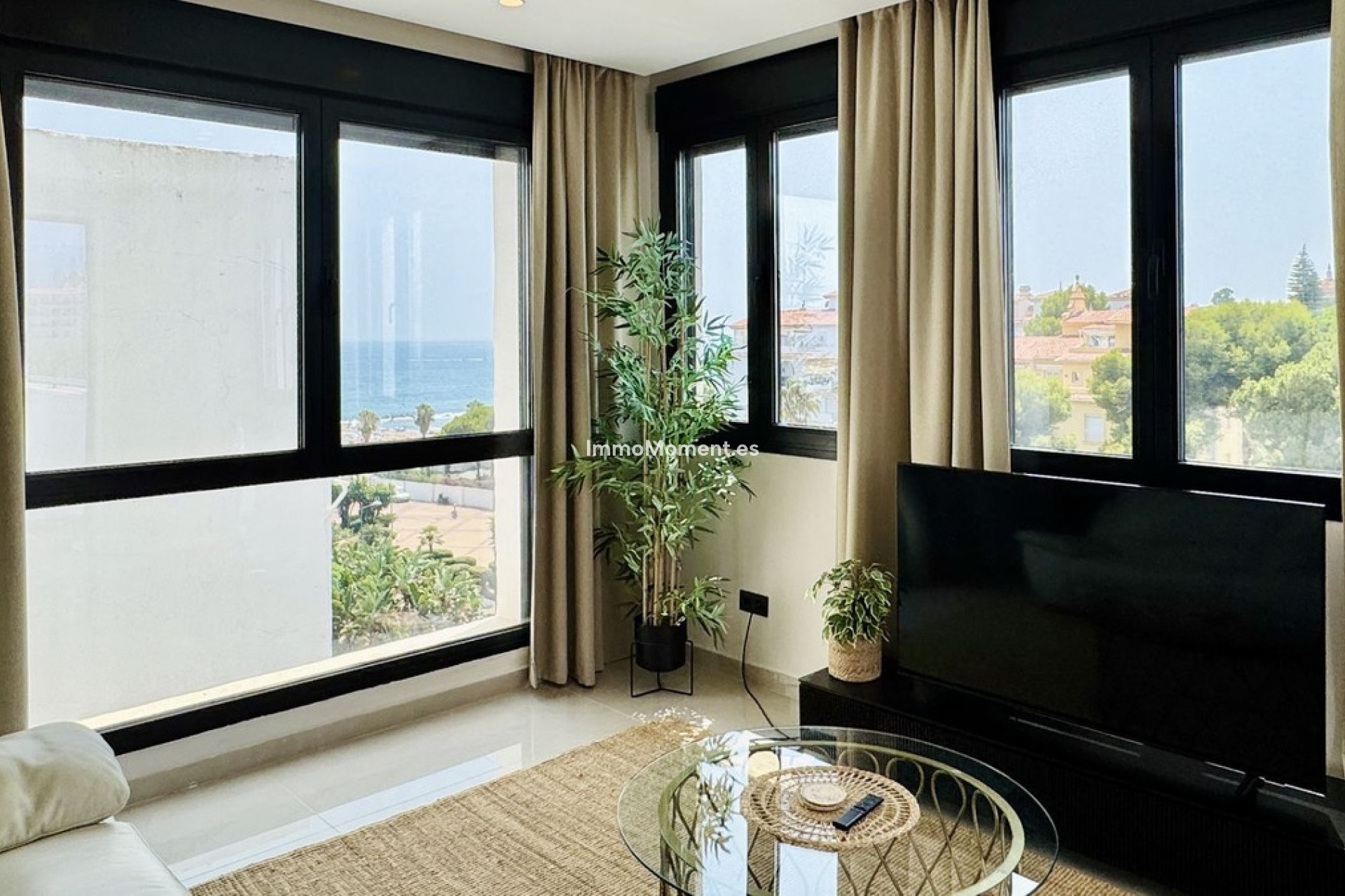 Resale - Apartment - Puerto Banús