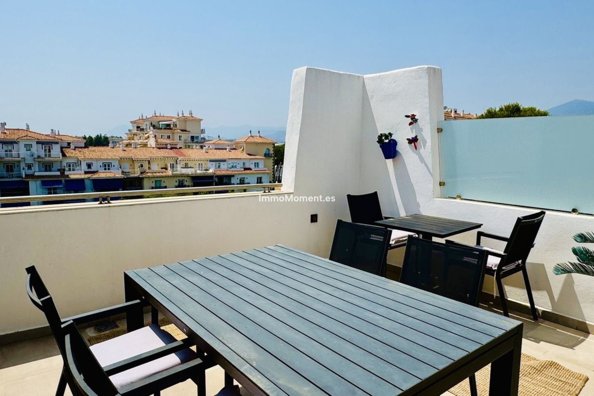 Resale - Apartment - Puerto Banús