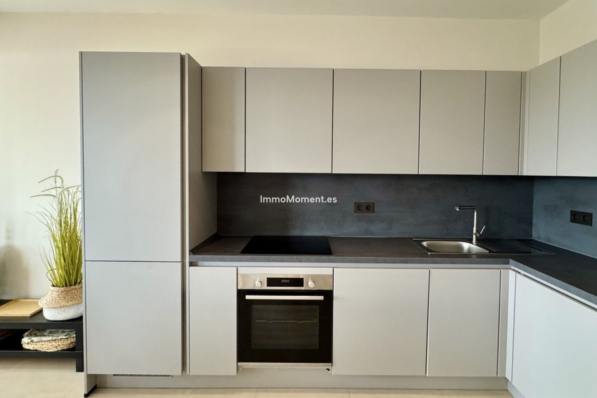 Resale - Apartment - Puerto Banús