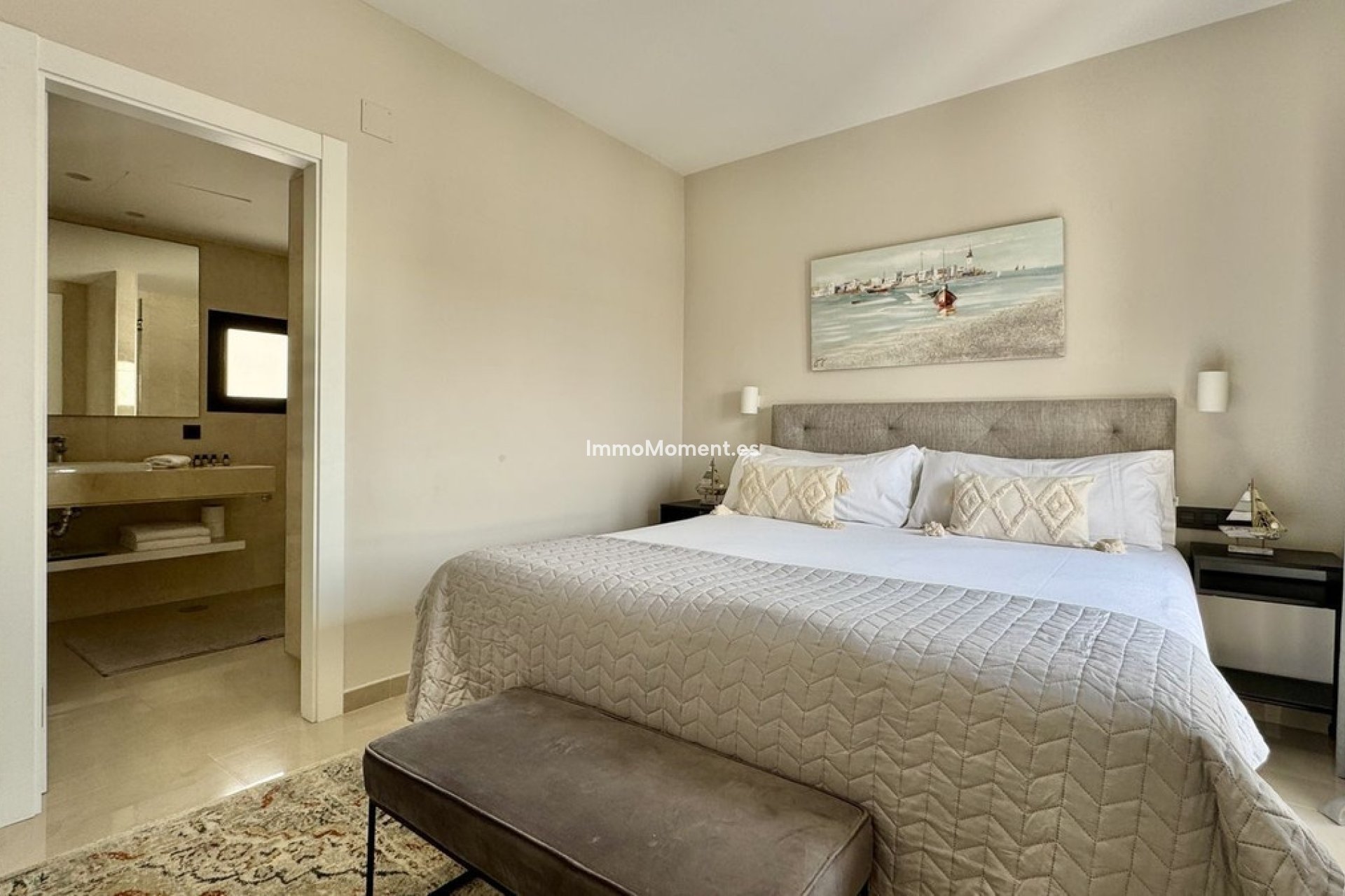 Resale - Apartment - Puerto Banús