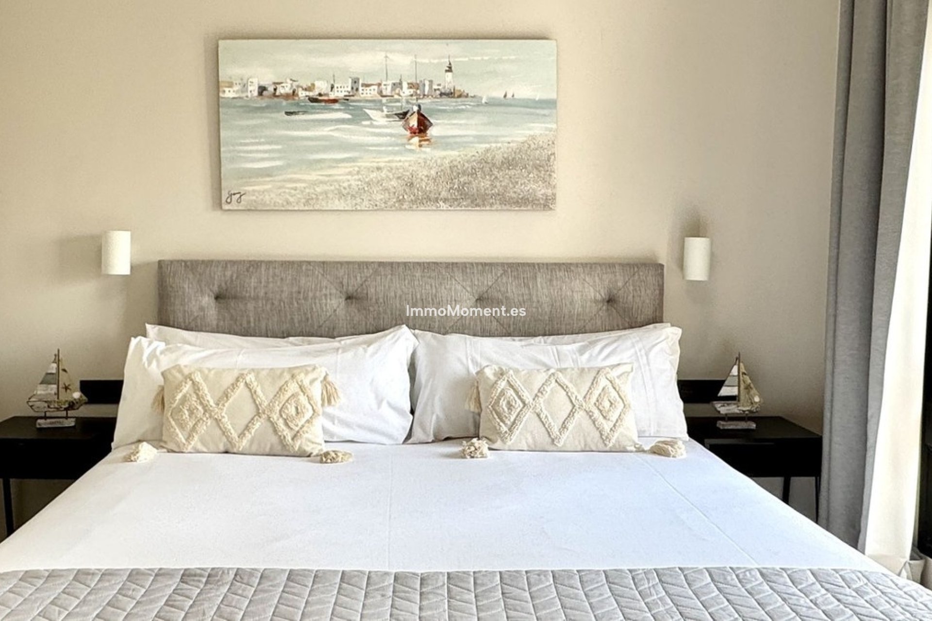 Resale - Apartment - Puerto Banús