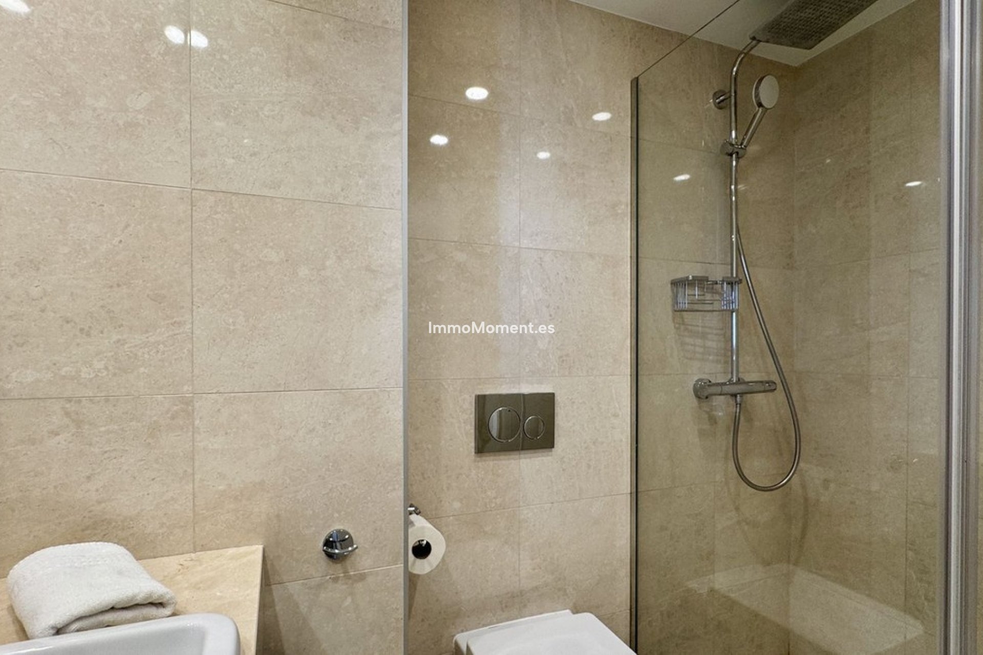 Resale - Apartment - Puerto Banús
