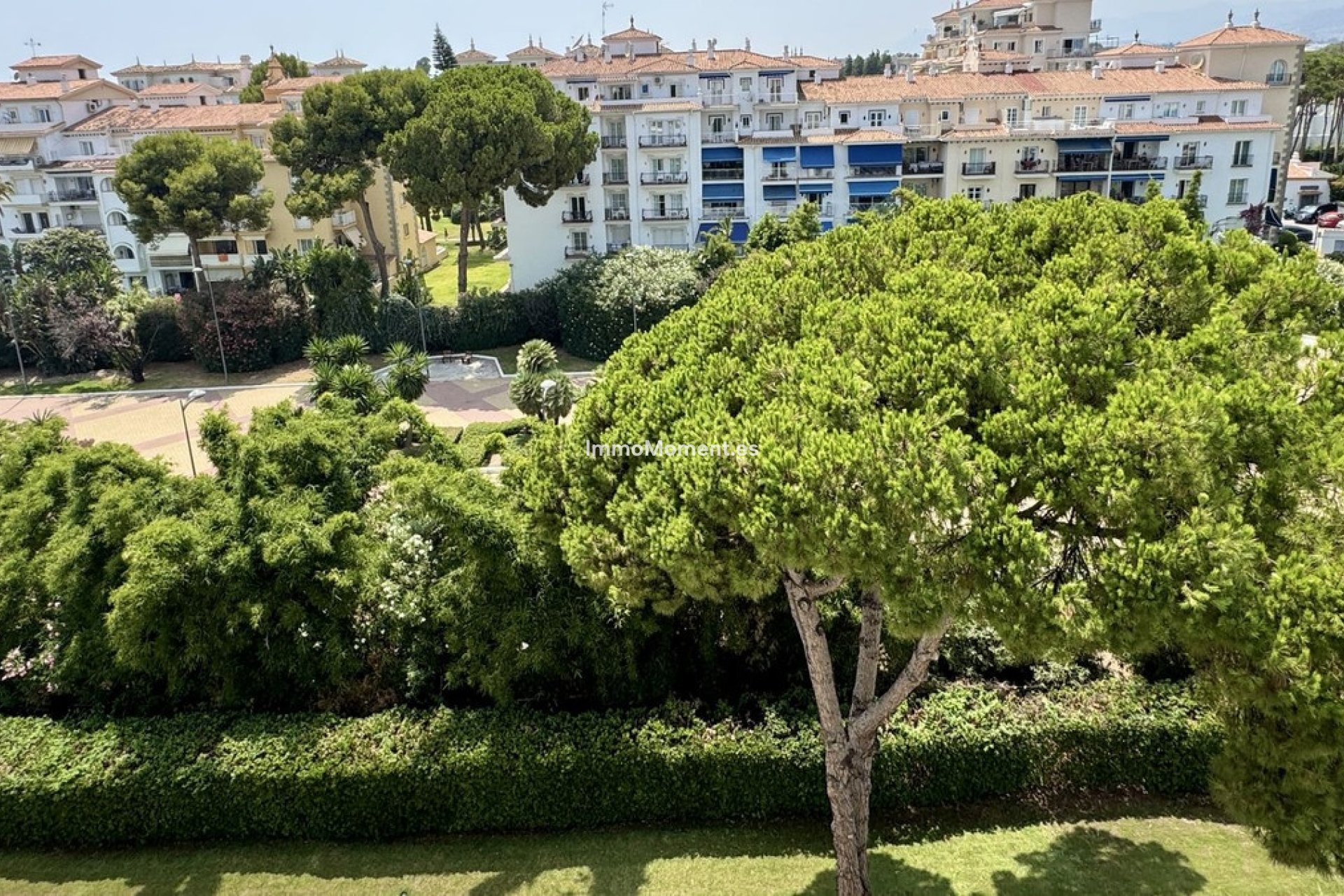 Resale - Apartment - Puerto Banús