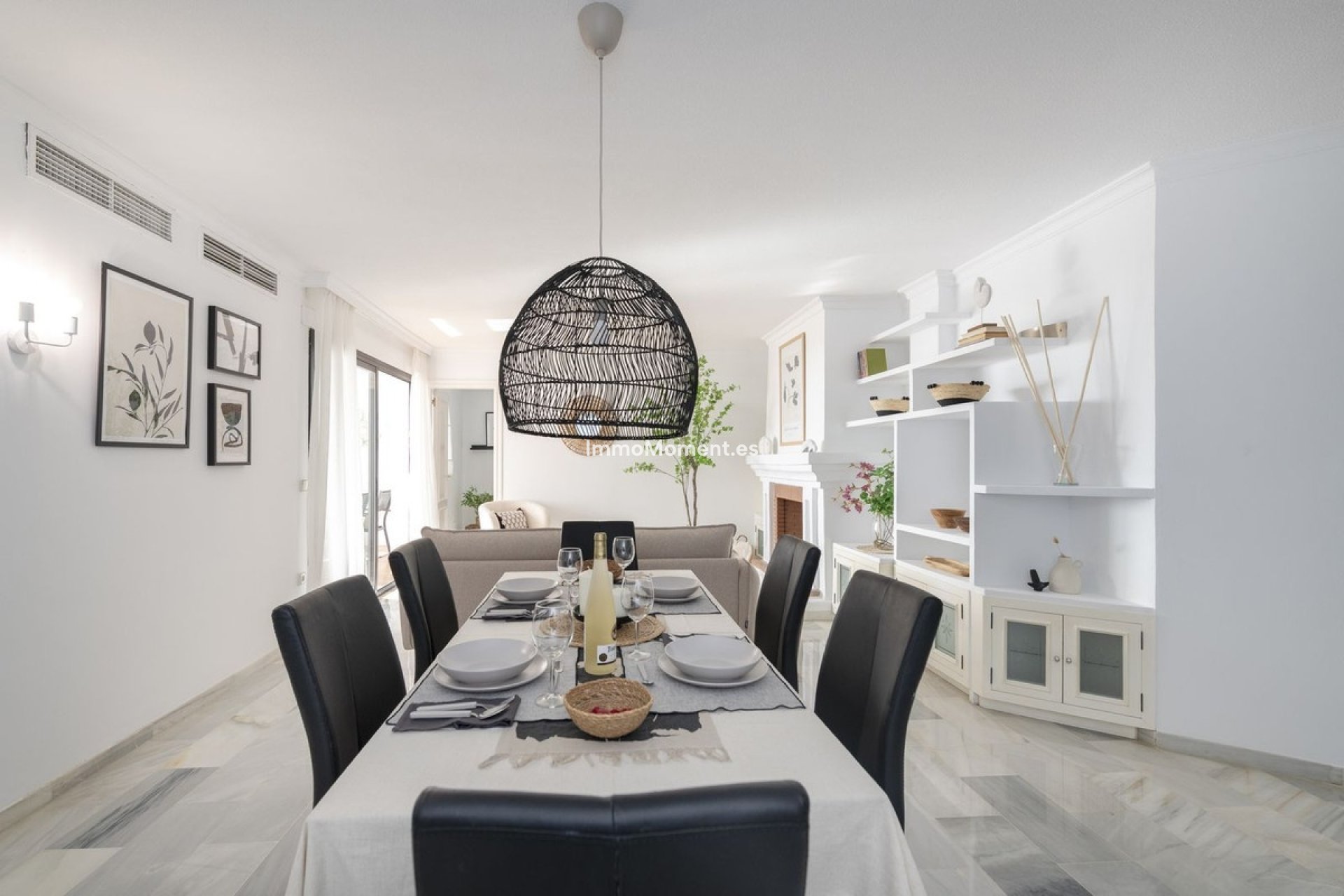 Resale - Apartment - Puerto Banús