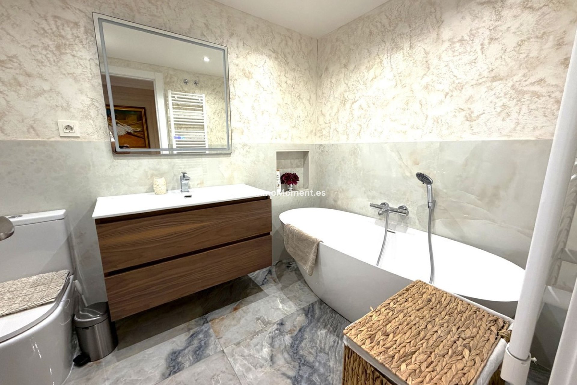 Resale - Apartment - Puerto Banús
