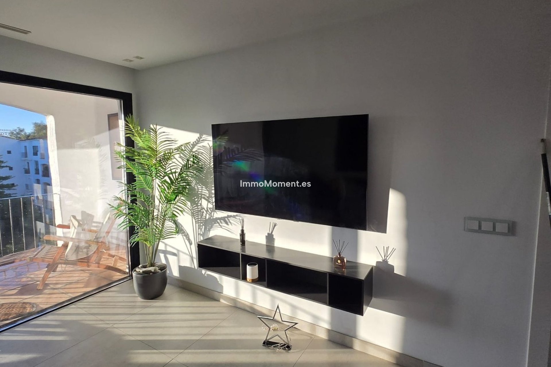 Resale - Apartment - Puerto Banús