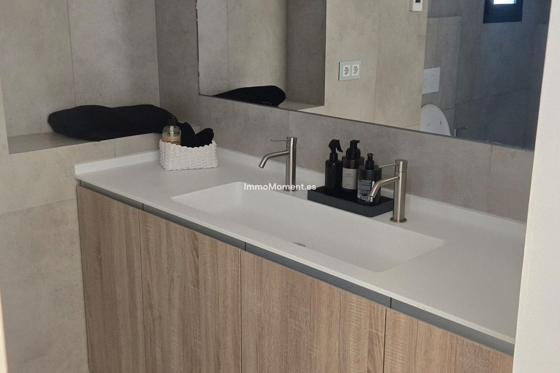 Resale - Apartment - Puerto Banús