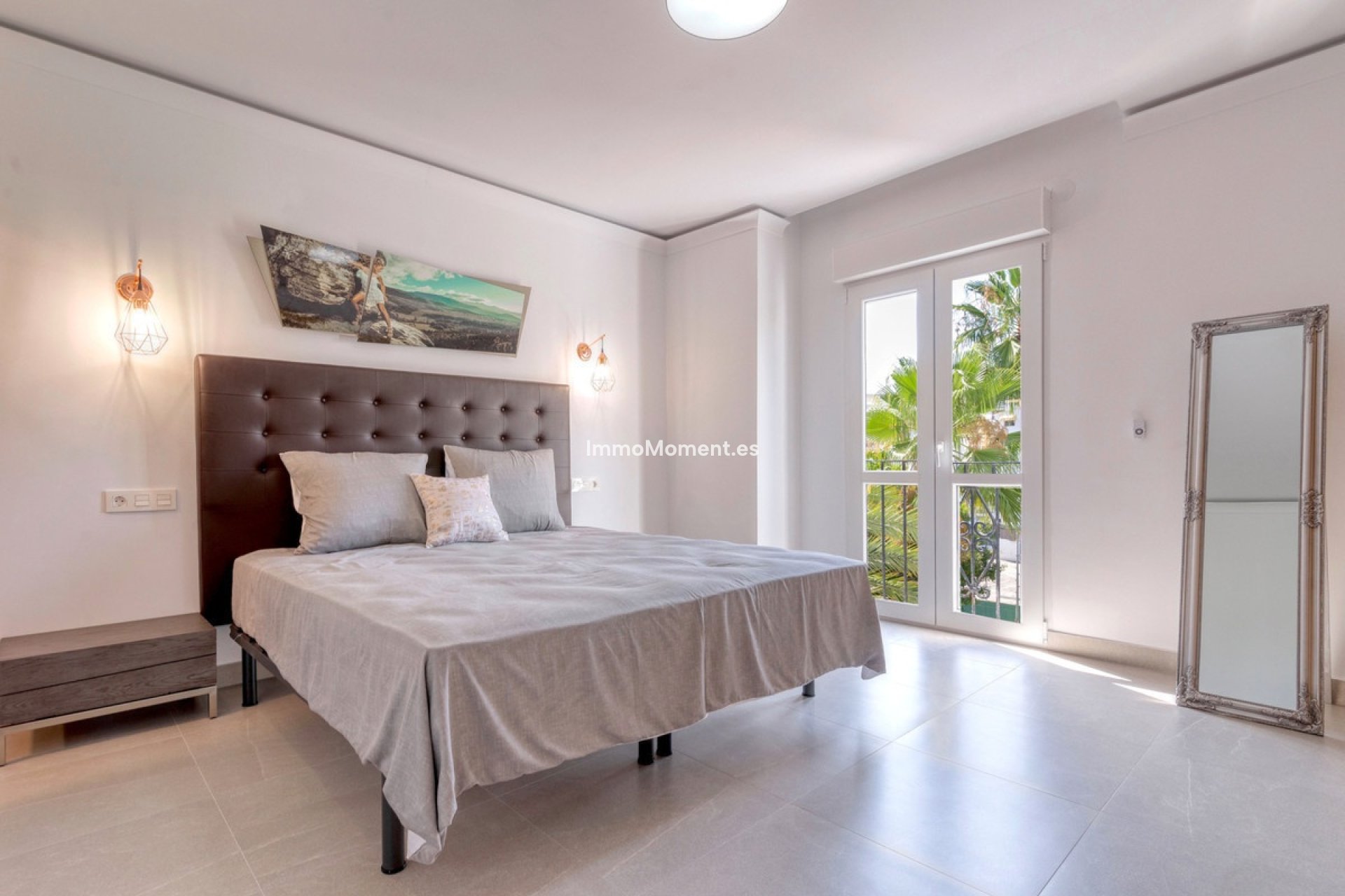Resale - Apartment - Puerto Banús