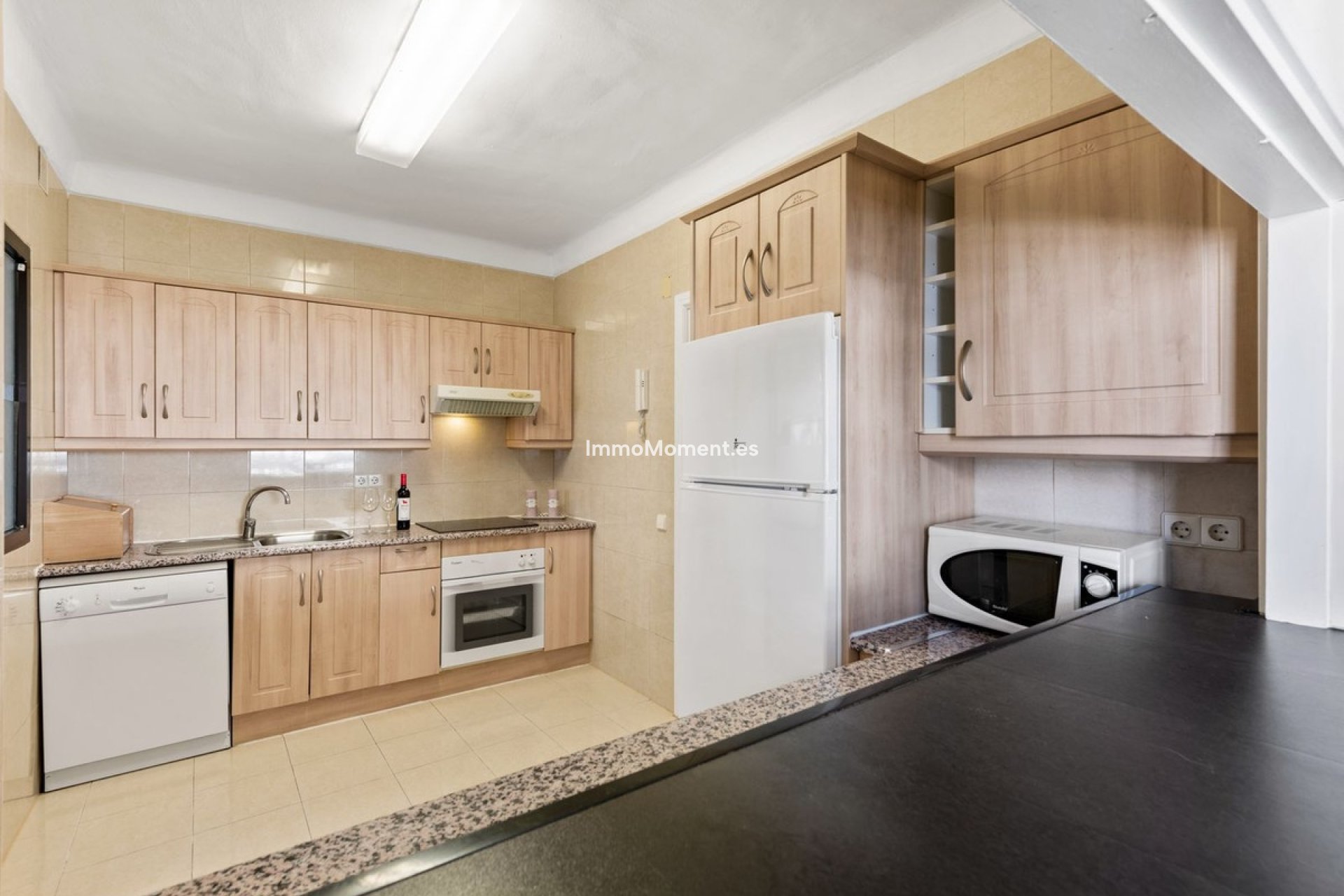 Resale - Apartment - Puerto Banús