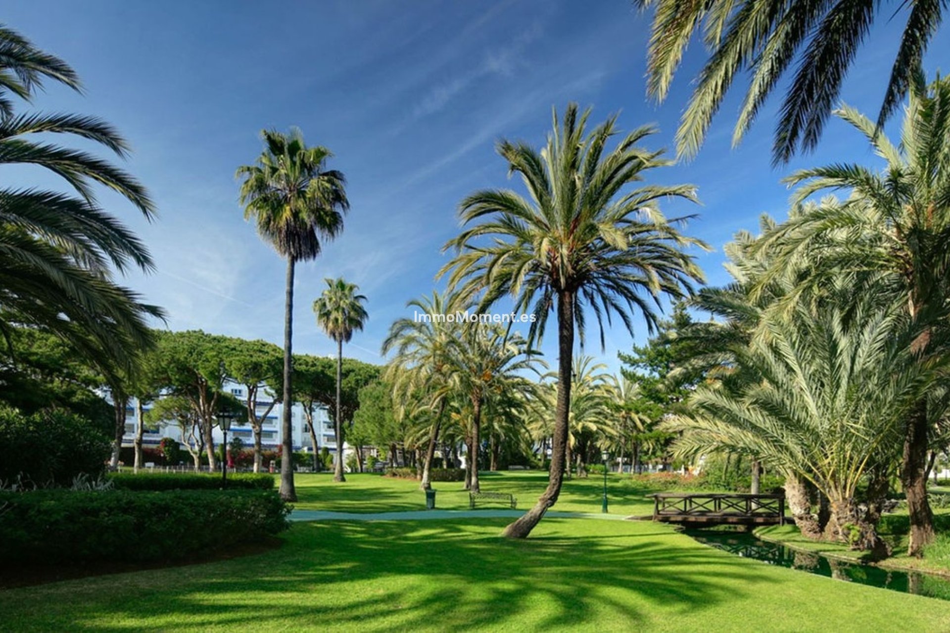 Resale - Apartment - Puerto Banús