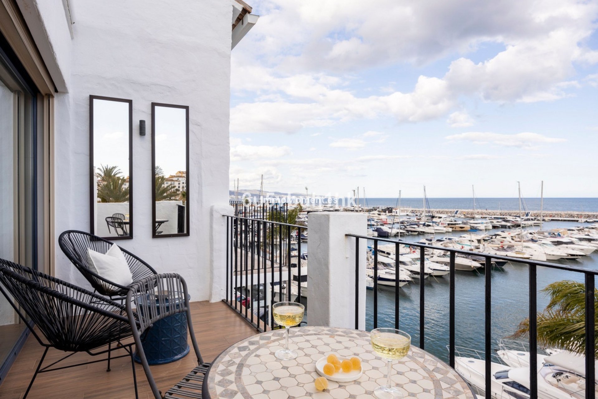 Resale - Apartment - Puerto Banús