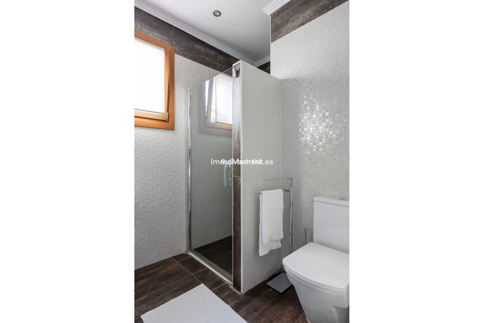 Resale - Apartment - Puerto Banús