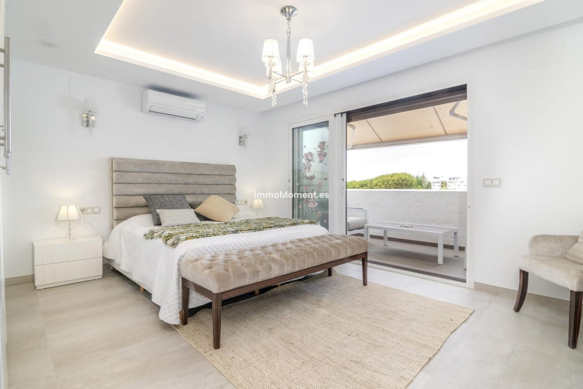 Resale - Apartment - Puerto Banús