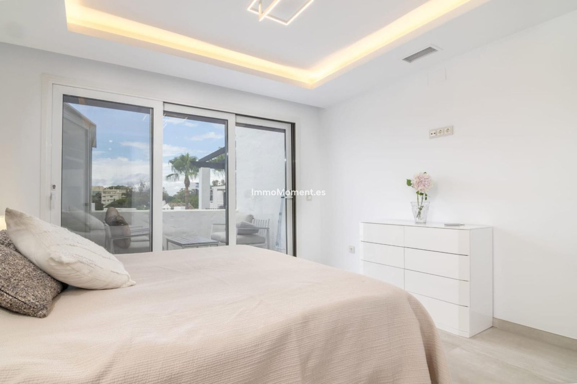 Resale - Apartment - Puerto Banús
